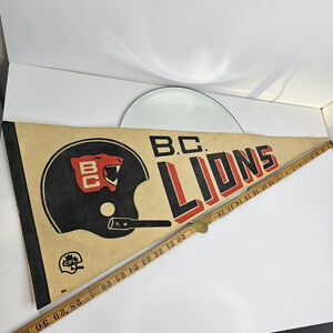 CFL - BC LIONS PENNANT, Original 1 Bar Helmet Felt, Canada 30" X 12" Football